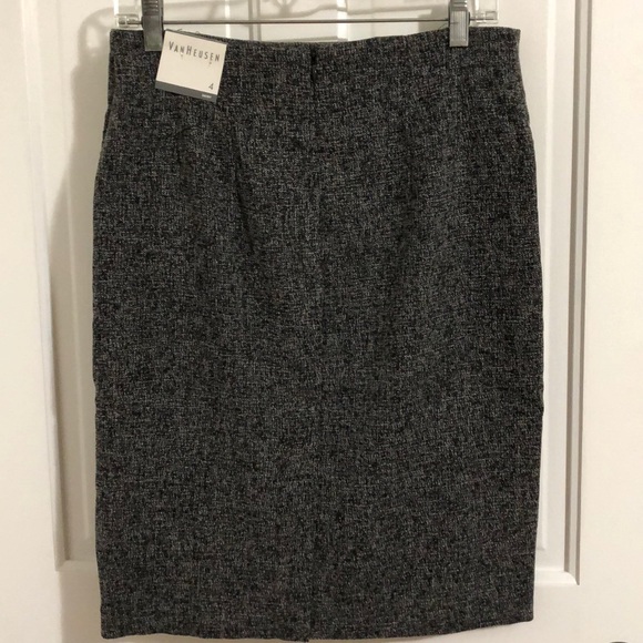 Skirt - Picture 2 of 5